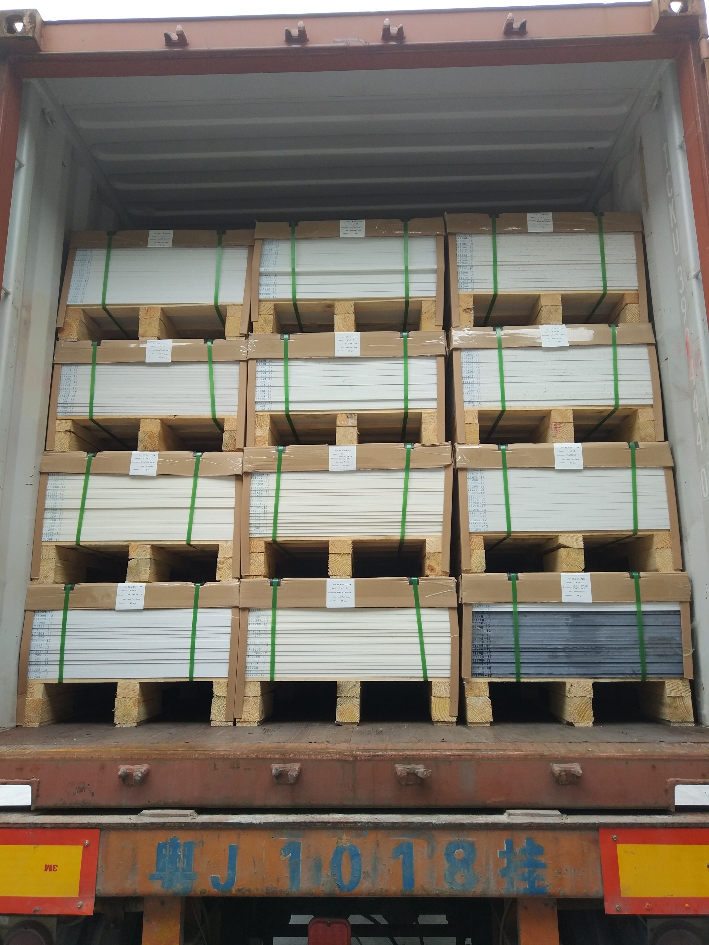 Bancadas de superfície sólida de pedra artificial do fabricante