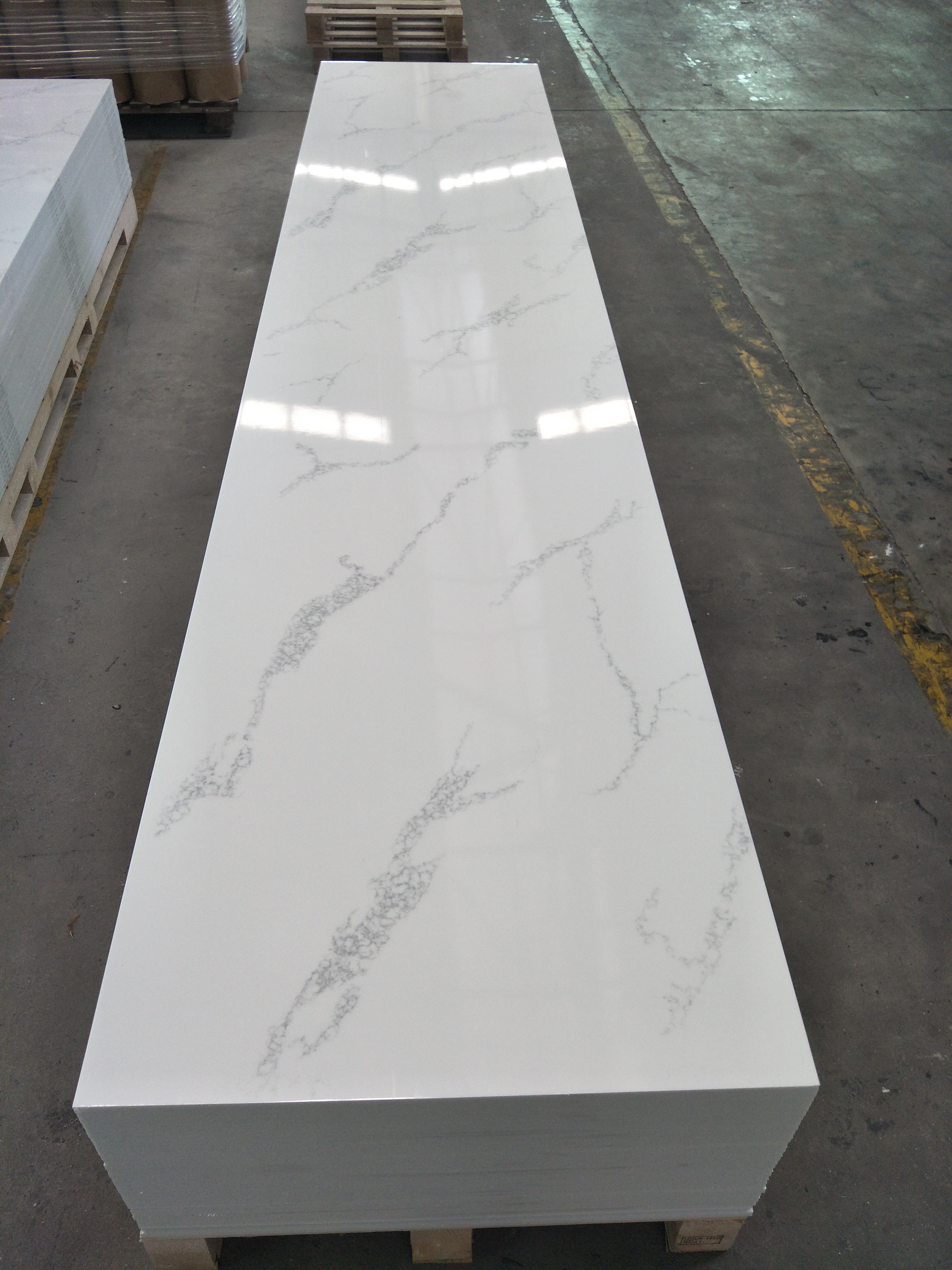 Folhas de superfície sólida de mármore artificial branco Calacatta