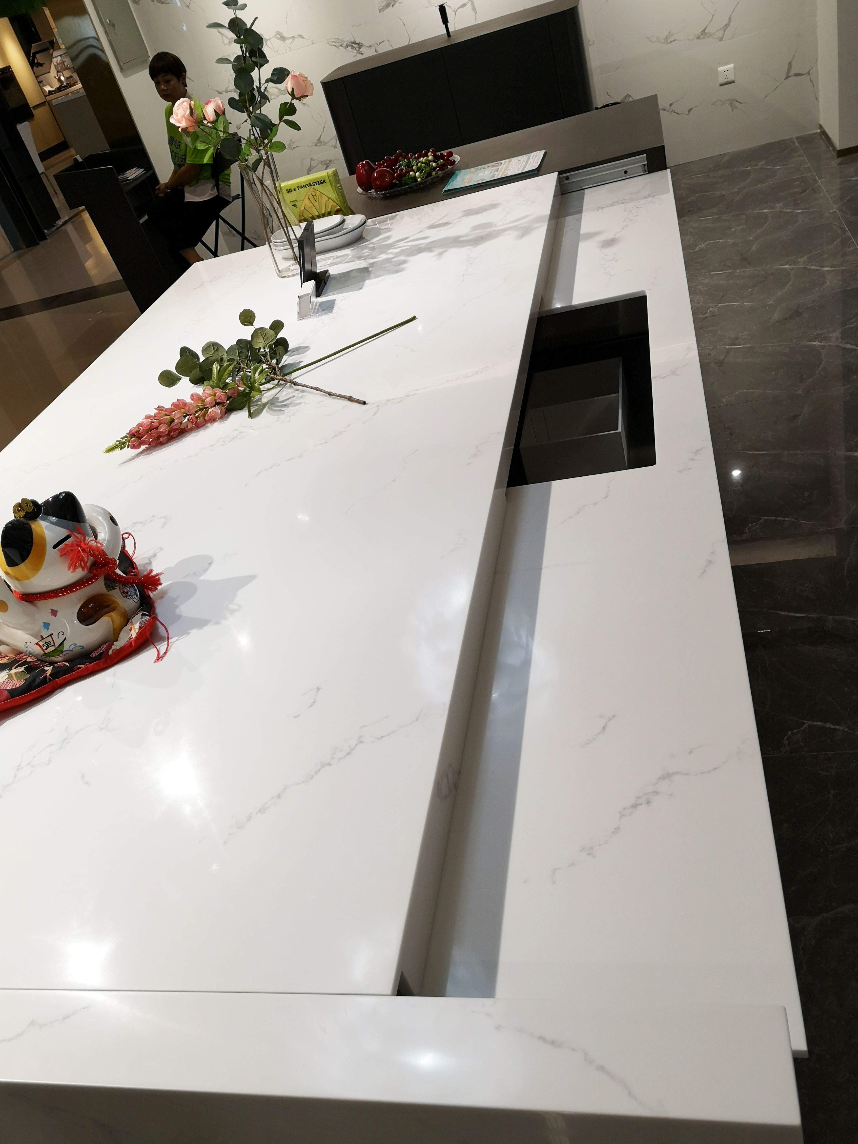 Hanex 6-30mm Espessura Durável Bom Preço Atacadista Superfície Sólida Vanity Top